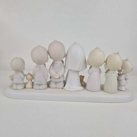 Precious Moments E-2838 This Is The Day Which The Lord Hath Made Figurine - Picture 2 of 7